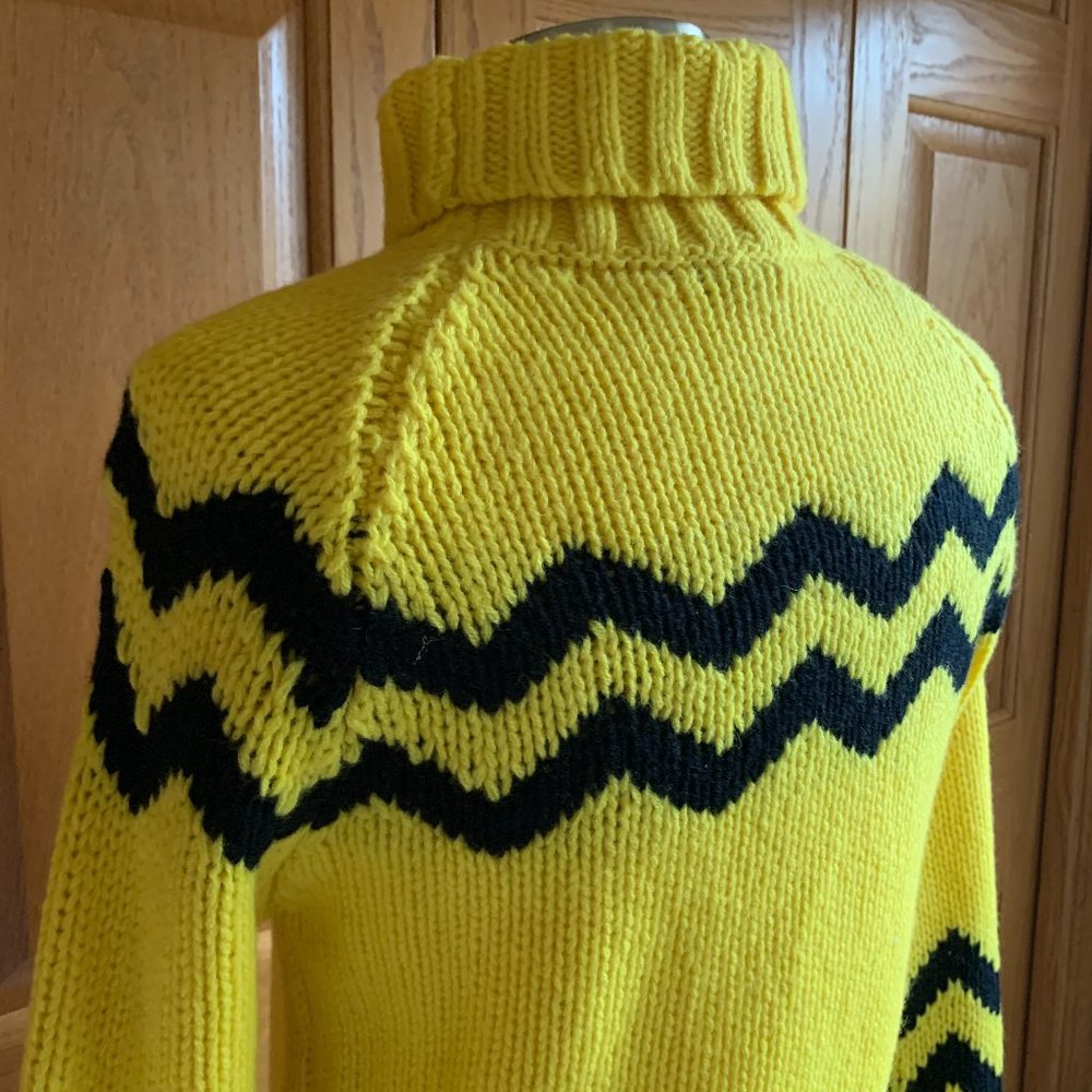 JOSEPH - Chunky Intarsia Turtleneck - Like New!! - Picture 5 of 11